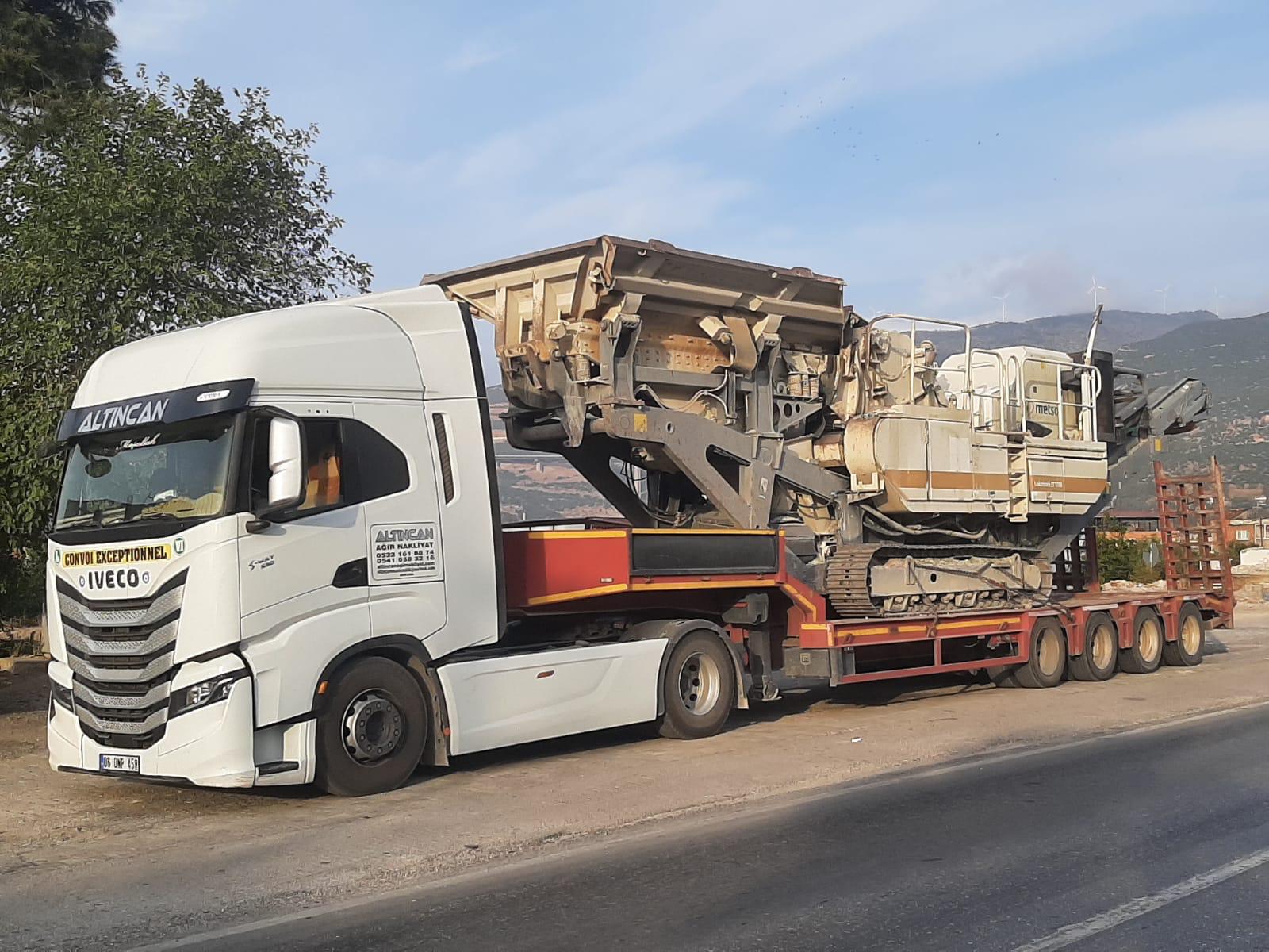 İş Makinesi Taşımacılığı