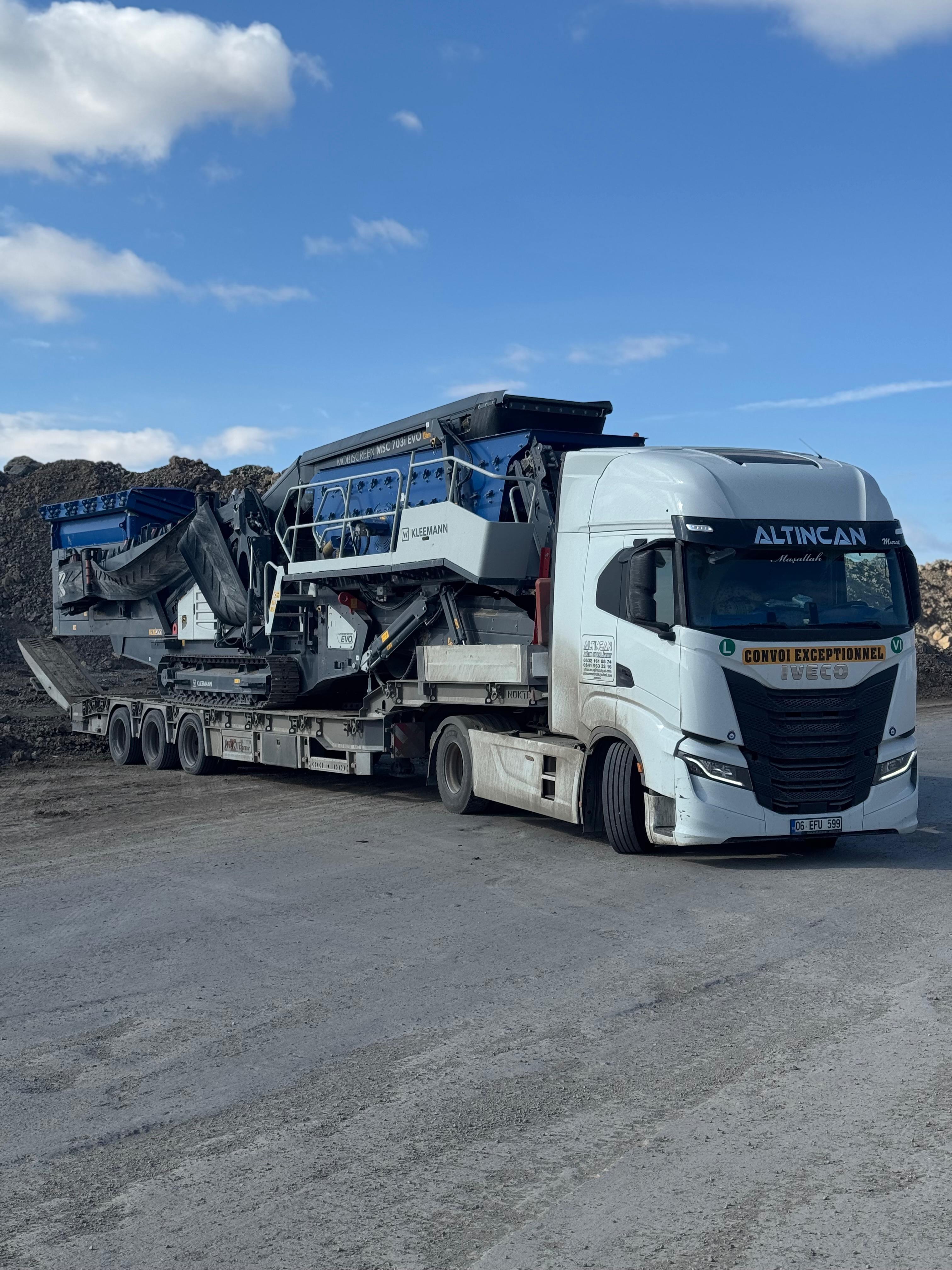 İş Makinesi Taşımacılığı